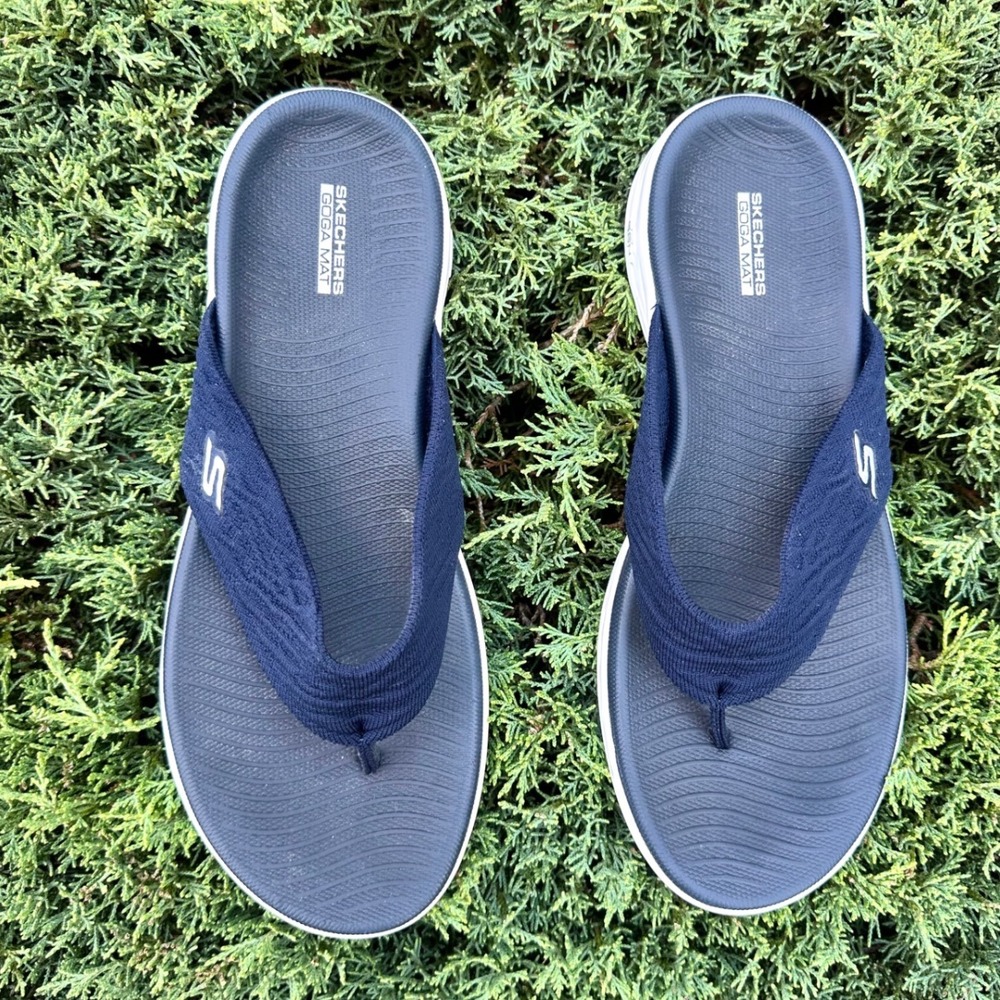 Skechers GO WALK Women's Flex Splendor Sandals Size 10 Blue Flip Flop Shoes